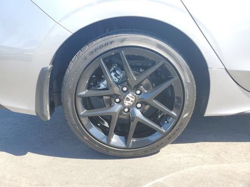 Certified 2025 Honda Civic Sport image 5