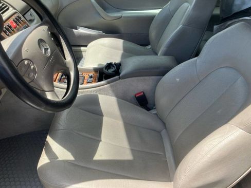 Used 2002 Mercedes-Benz CLK 320 Cabriolet image 18