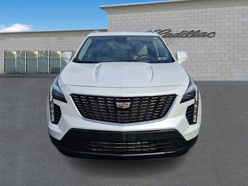 Used 2020 Cadillac XT4 Luxury w/ Cold Weather Package image 7