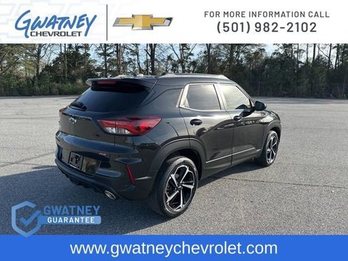 Used 2021 Chevrolet TrailBlazer RS w/ Technology Package image 5