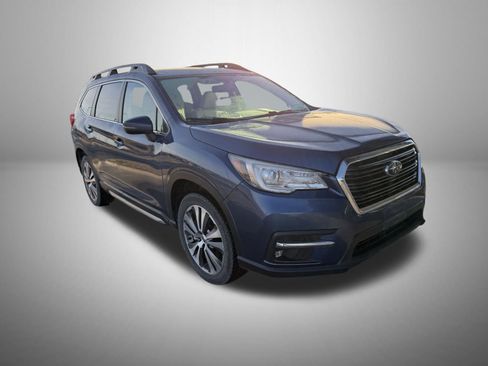Used 2022 Subaru Ascent Limited image 2