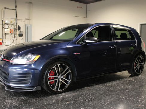 Used 2017 Volkswagen GTI Sport FWD image 6