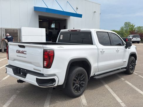 Used 2024 GMC Sierra 1500 Elevation w/ Elevation Premium Package AWD/4WD image 5