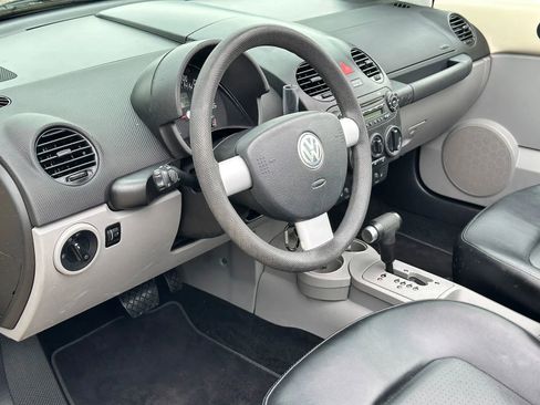 Used 2005 Volkswagen Beetle GLS image 10