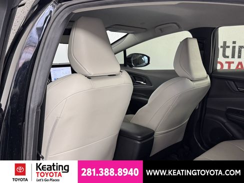 Certified 2024 Toyota Prius XLE FWD image 18