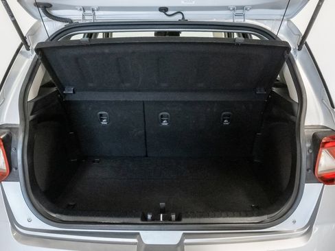 Used 2025 Hyundai Venue SEL FWD image 32