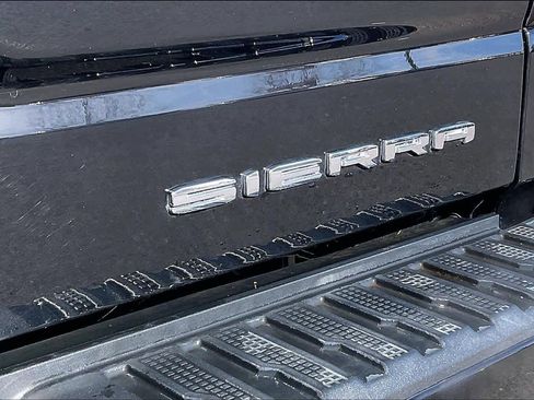 Used 2021 GMC Sierra 1500 Denali w/ Driver Alert Package II image 30