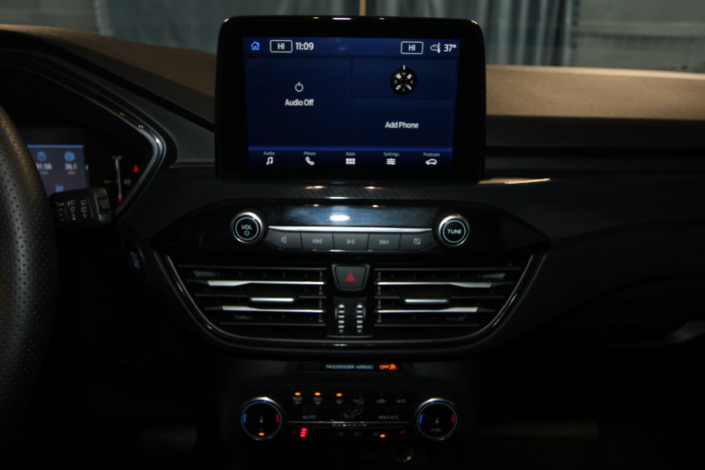 Used 2025 Ford Escape ST-Line w/ Equipment Group 301A FWD image 17