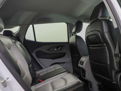 Used 2020 GMC Terrain SLT image 12