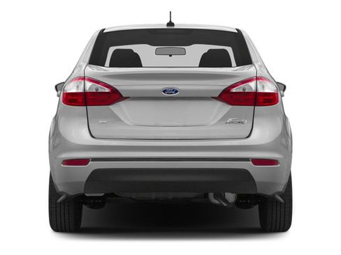 Used 2014 Ford Fiesta SE w/ Comfort Package FWD image 8