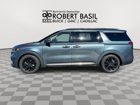 Used 2023 Kia Carnival SX Prestige FWD image 5