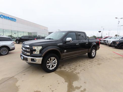 Used 2015 Ford F150 King Ranch w/ Equipment Group 601A Luxury image 2