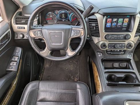 Used 2017 GMC Yukon Denali w/ Open Road Package image 10