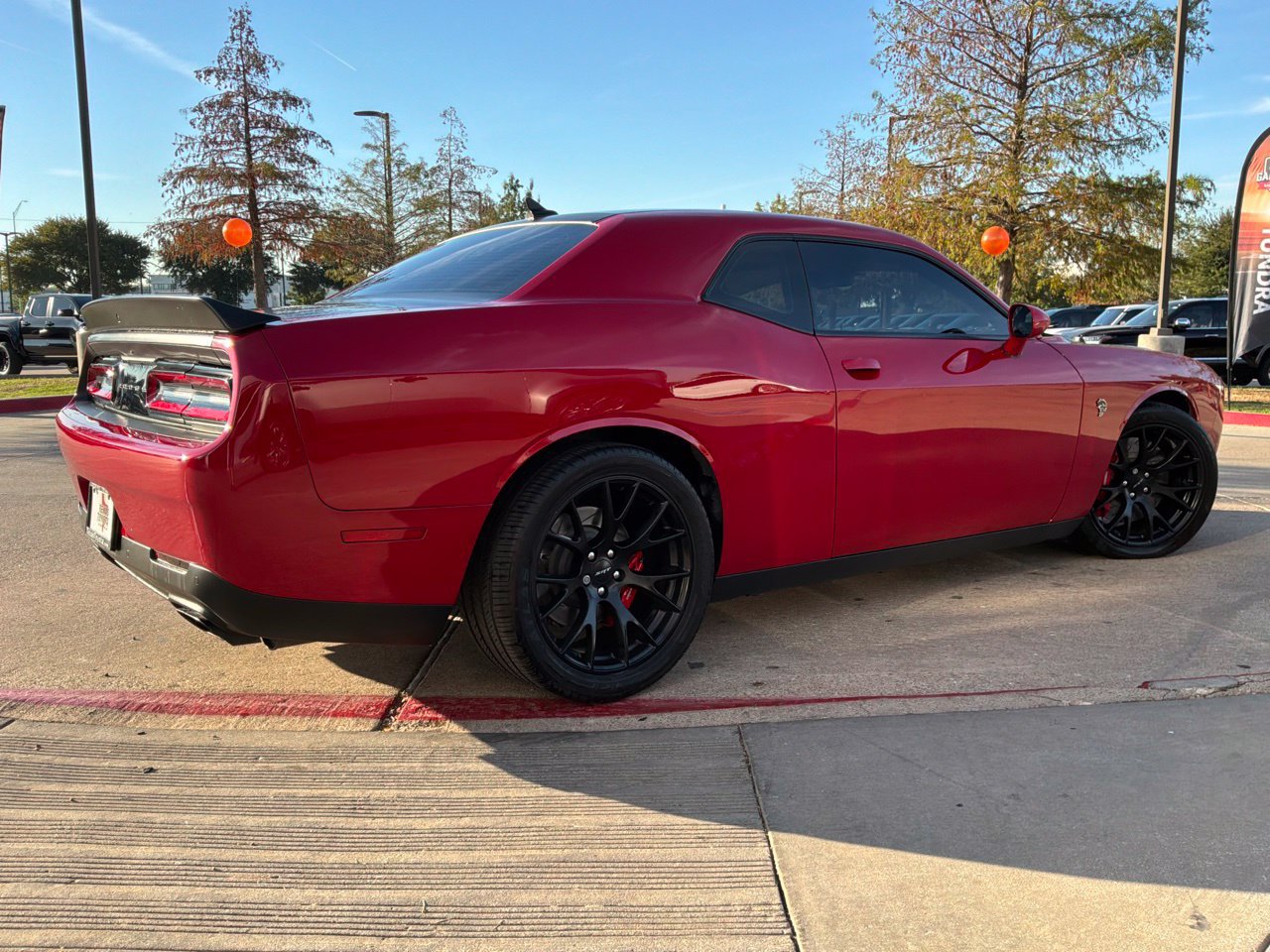 Used 2016 Dodge Challenger SRT Hellcat RWD image 6