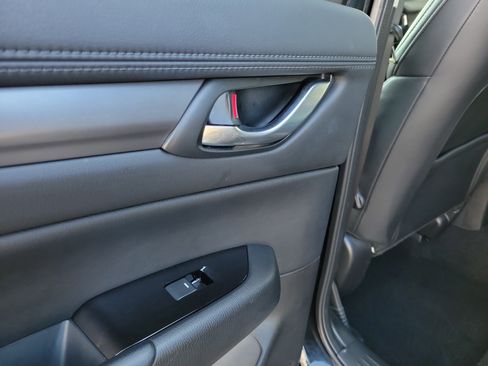 Used 2025 MAZDA CX-5 AWD 2.5 S w/ Select Package image 13