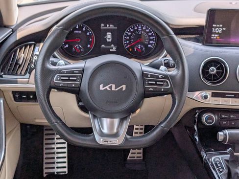 Used 2023 Kia Stinger GT-Line w/ Sun & Sound Package RWD image 13