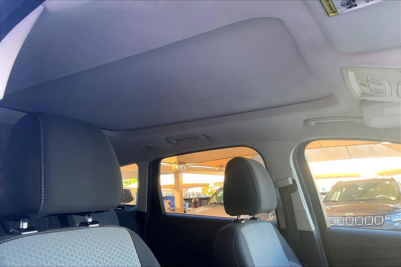 Used 2017 Ford Escape SE AWD/4WD image 14