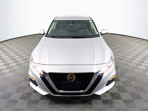 Used 2019 Nissan Altima 2.5 S FWD image 2