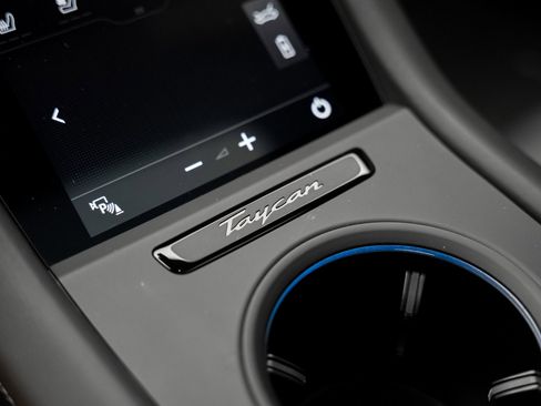 Used 2023 Porsche Taycan GTS image 50