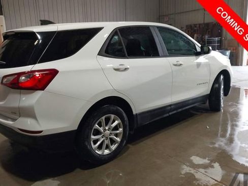 Used 2020 Chevrolet Equinox LS AWD/4WD image 4