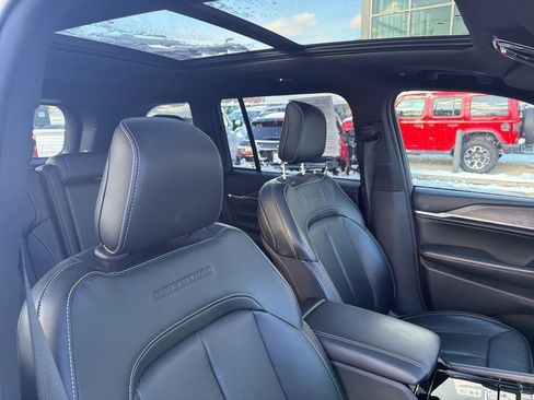 Used 2024 Jeep Grand Cherokee Overland w/ Trailer Tow Package image 25