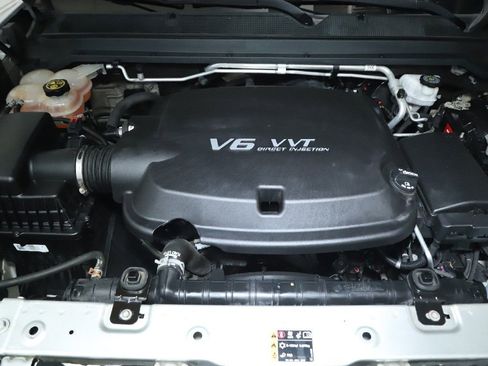 Used 2018 Chevrolet Colorado Z71 AWD/4WD image 33