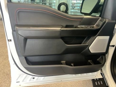 Used 2025 Ford F150 Raptor AWD/4WD image 32