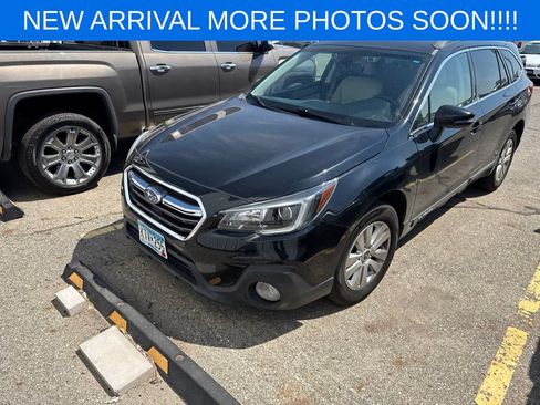 Used 2019 Subaru Outback 2.5i Premium AWD/4WD image 3