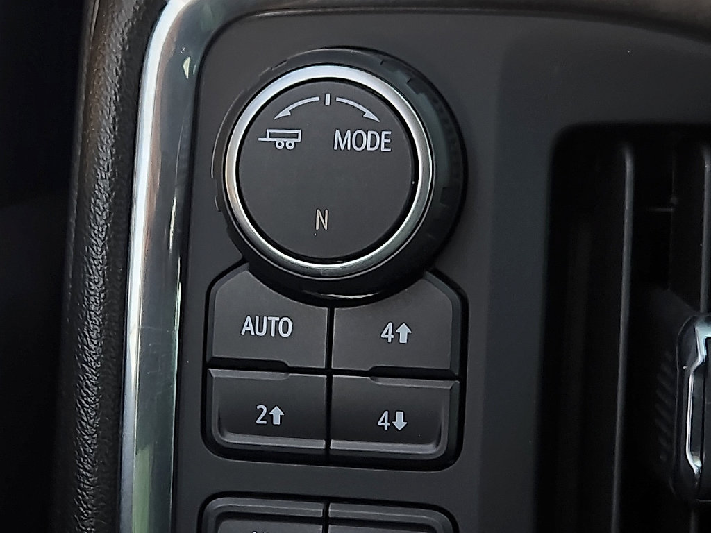 Used 2022 Chevrolet Silverado 1500 LT Trail Boss w/ LT Trail Boss Premium Package AWD/4WD image 17