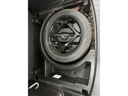 Certified 2023 Chevrolet Blazer Premier w/ Driver Confidence II Package FWD image 35