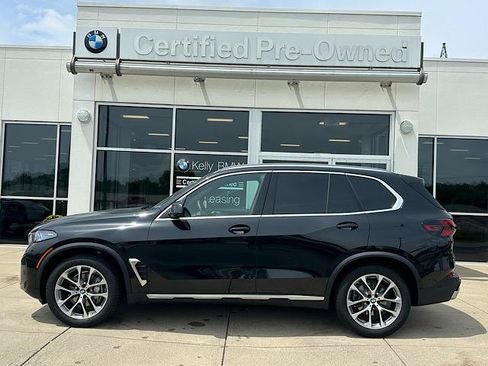 Certified 2024 BMW X5 xDrive40i w/ Premium Package AWD/4WD image 5