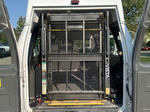 Used 2007 Ford E-250 and Econoline 250 Extended image 15
