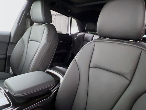 New 2026 Audi Q8 Premium Plus image 11
