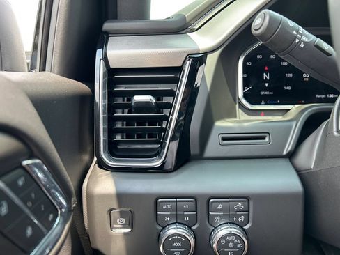Certified 2026 GMC Sierra 1500 Denali AWD/4WD image 23
