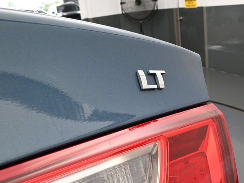 Used 2024 Chevrolet Malibu LT FWD image 32