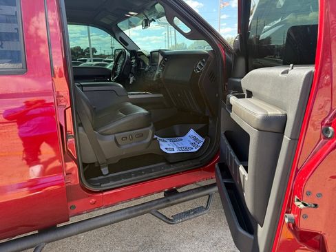 Used 2016 Ford F250 Platinum image 5