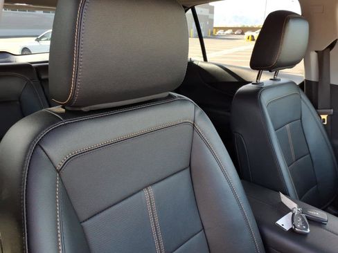 Used 2024 Chevrolet Equinox Premier image 20