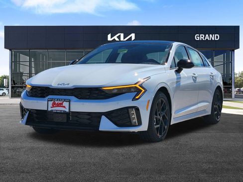 New 2026 Kia K5 GT-Line image 4