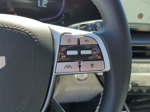 New 2025 Kia Telluride S image 32