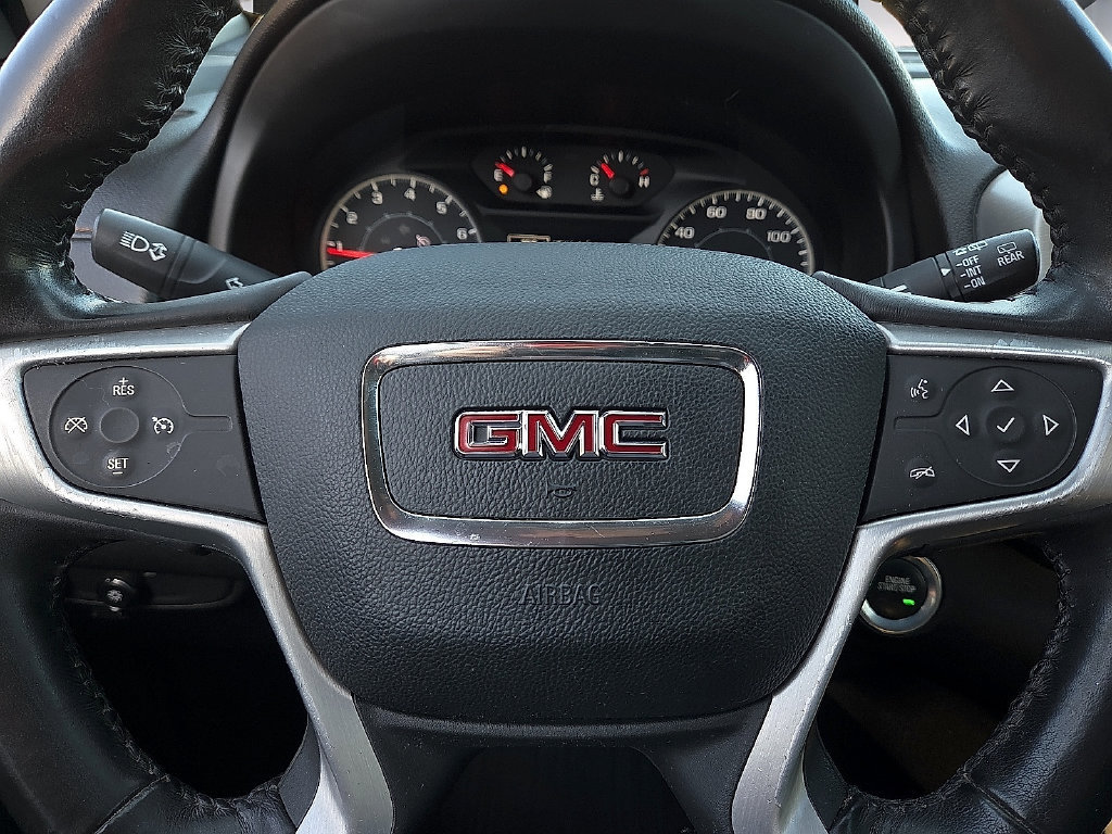 Used 2018 GMC Terrain SLE w/ Driver Convenience Package FWD image 19