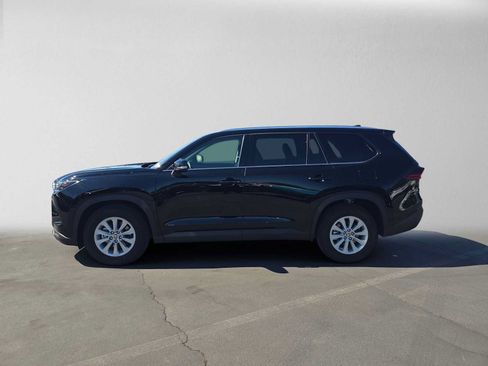 Certified 2026 Toyota Grand Highlander FWD image 6