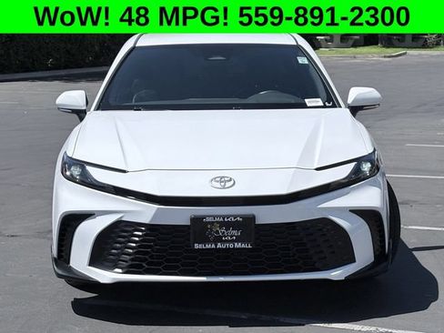 Used 2025 Toyota Camry SE w/ Multimedia Upgrade Package FWD image 3