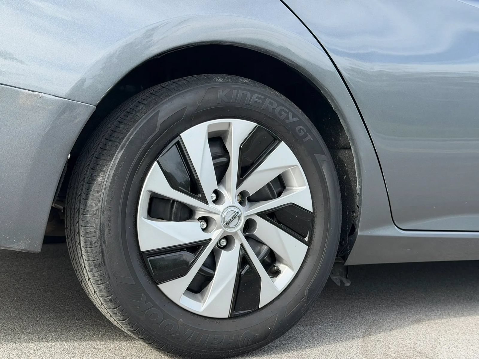 Used 2023 Nissan Altima 2.5 S FWD image 19