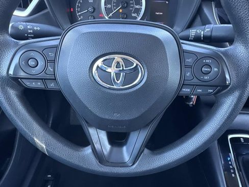 Used 2022 Toyota Corolla LE image 23
