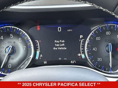 New 2025 Chrysler Pacifica Select FWD image 19