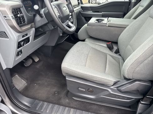 Used 2025 Ford F150 XLT w/ Equipment Group 301A Standard image 16