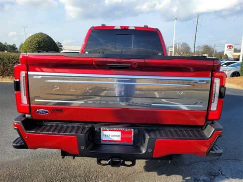 Used 2024 Ford F250 Platinum image 10