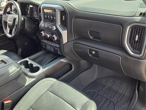 Used 2022 GMC Sierra 1500 SLT w/ SLT Premium Plus Package AWD/4WD image 19