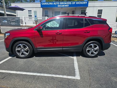 Used 2019 GMC Terrain SLT image 3