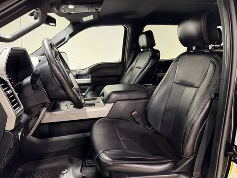 Used 2019 Ford F150 Lariat AWD/4WD image 9